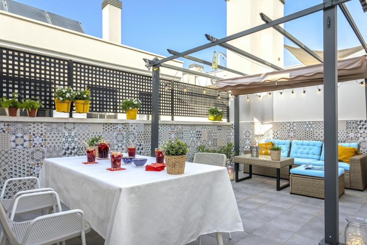 -Malagasunapts- Privateterrace Freeparking Pool Exterior foto